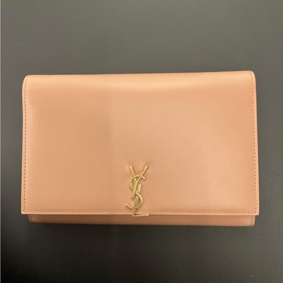YSL Saint Laurent wallet on chain Cassandre Logo Plaque - Picture 8 of 12
